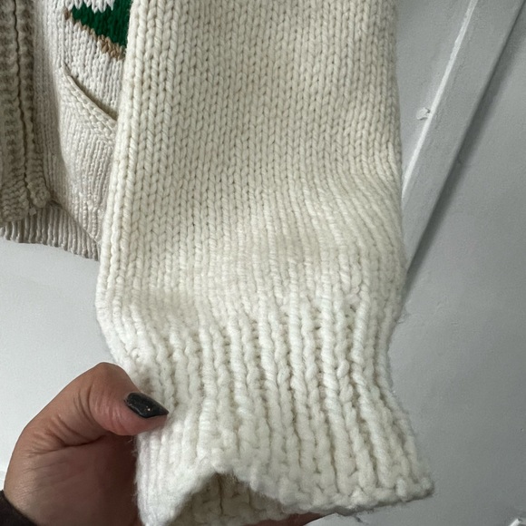 Vintage Hand Knit Wool Sweater with Sledding Design - Picture 4 of 15